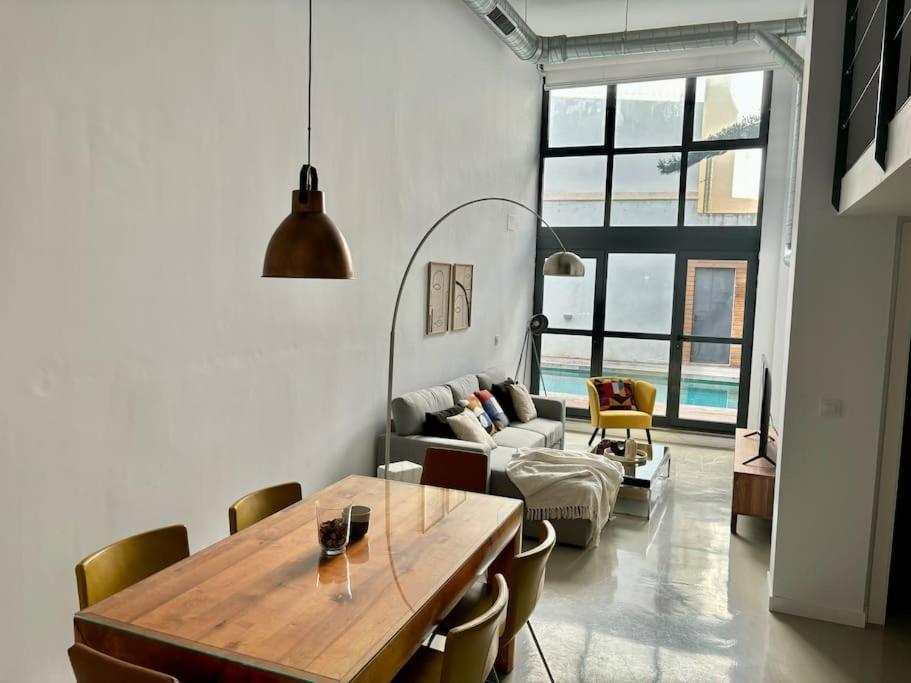 Apartamento Guadalquivir เซบีญา ภายนอก รูปภาพ