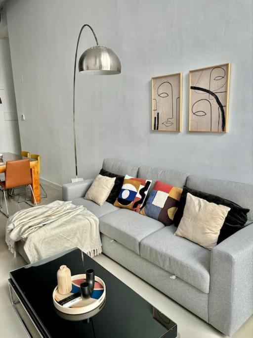 Apartamento Guadalquivir เซบีญา ภายนอก รูปภาพ